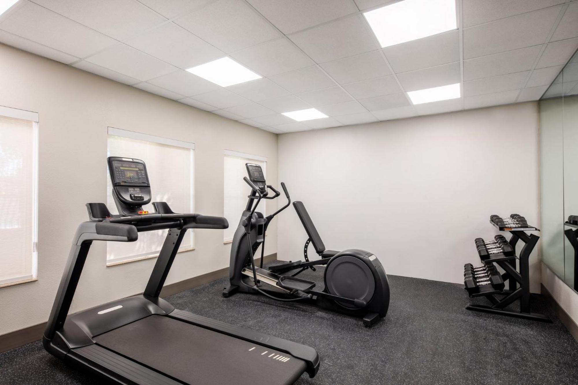 Holiday Inn Express Turlock By Ihg Exteriör bild
