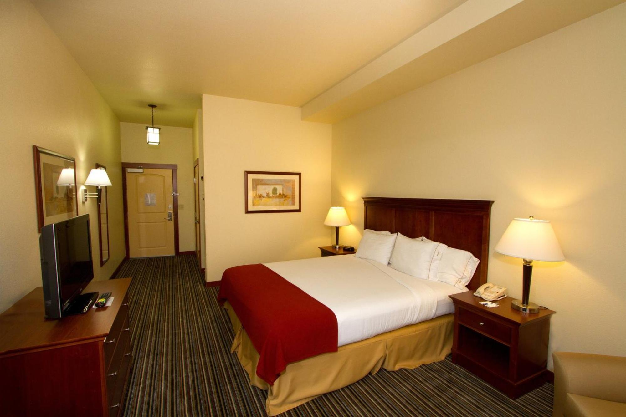 Holiday Inn Express Turlock By Ihg Exteriör bild