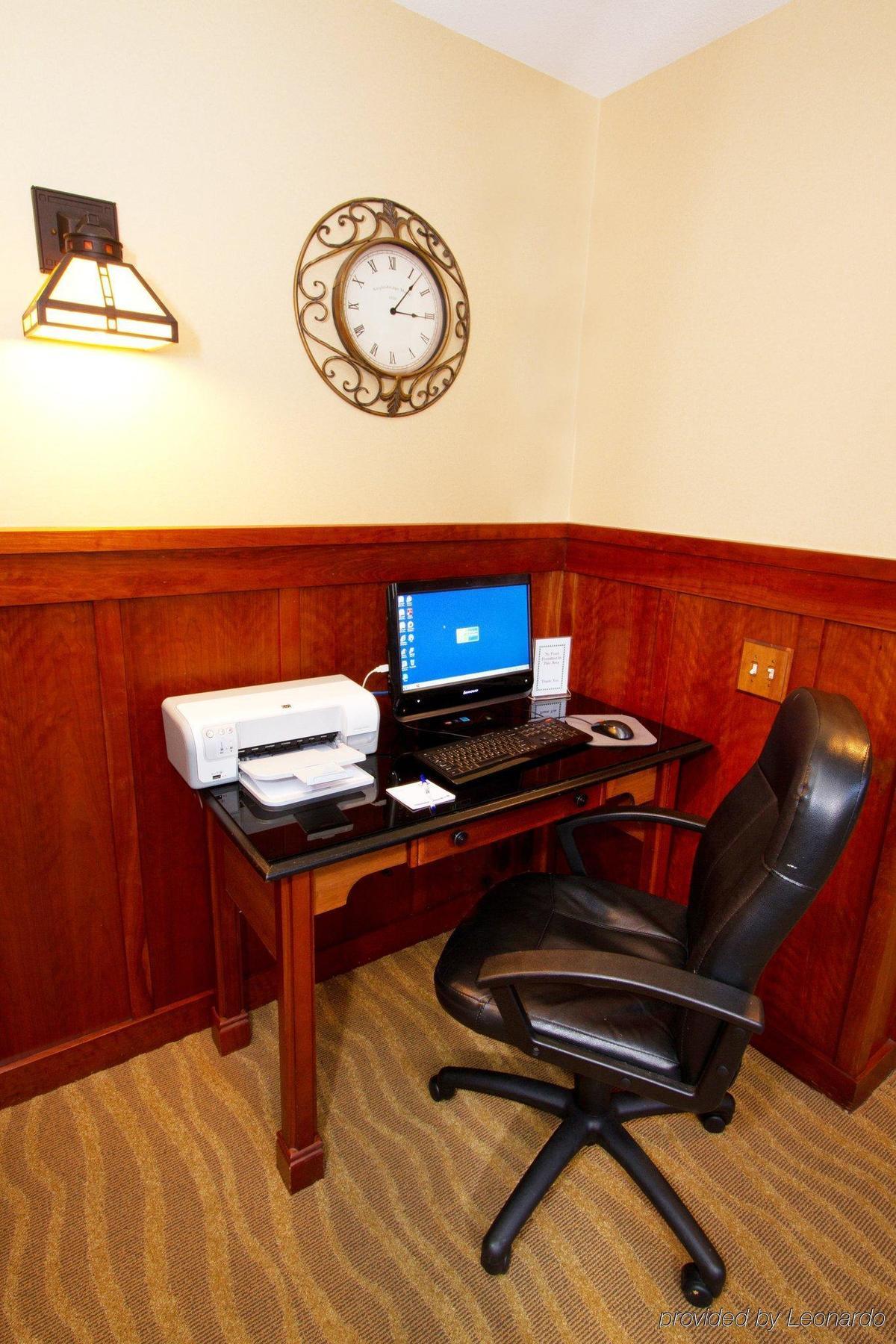 Holiday Inn Express Turlock By Ihg Exteriör bild